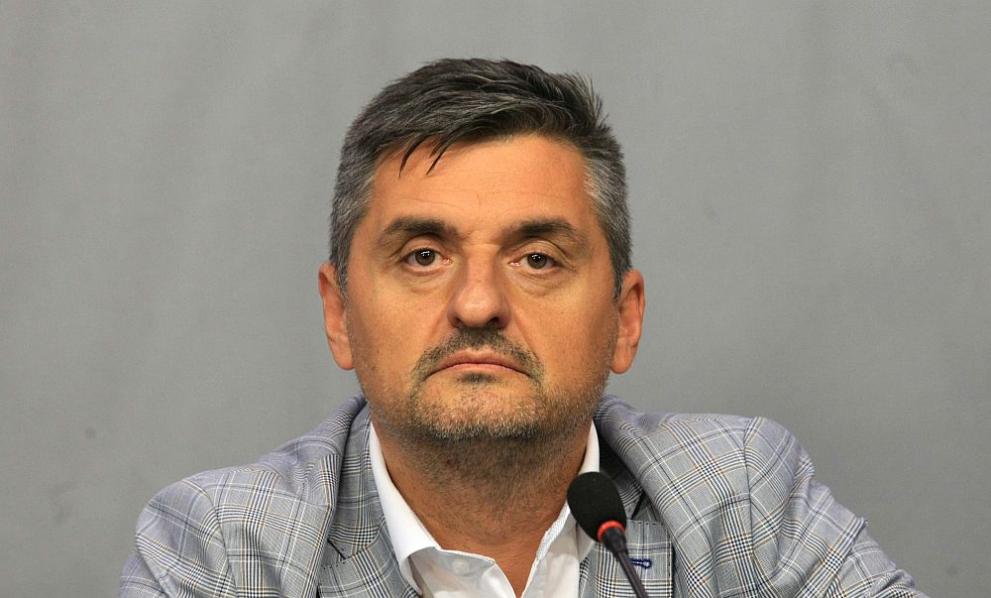 Кирил Добрев
