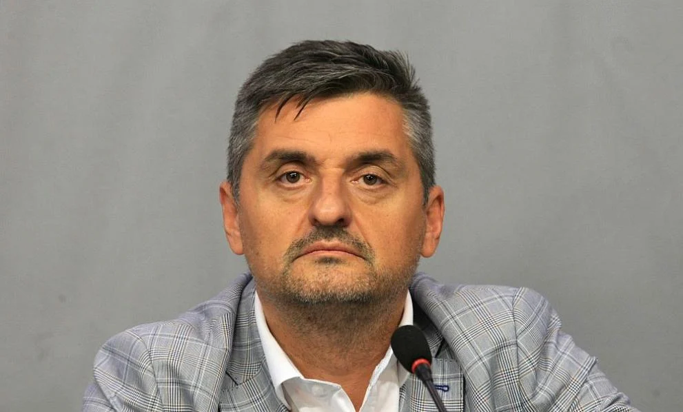 Кирил Добрев