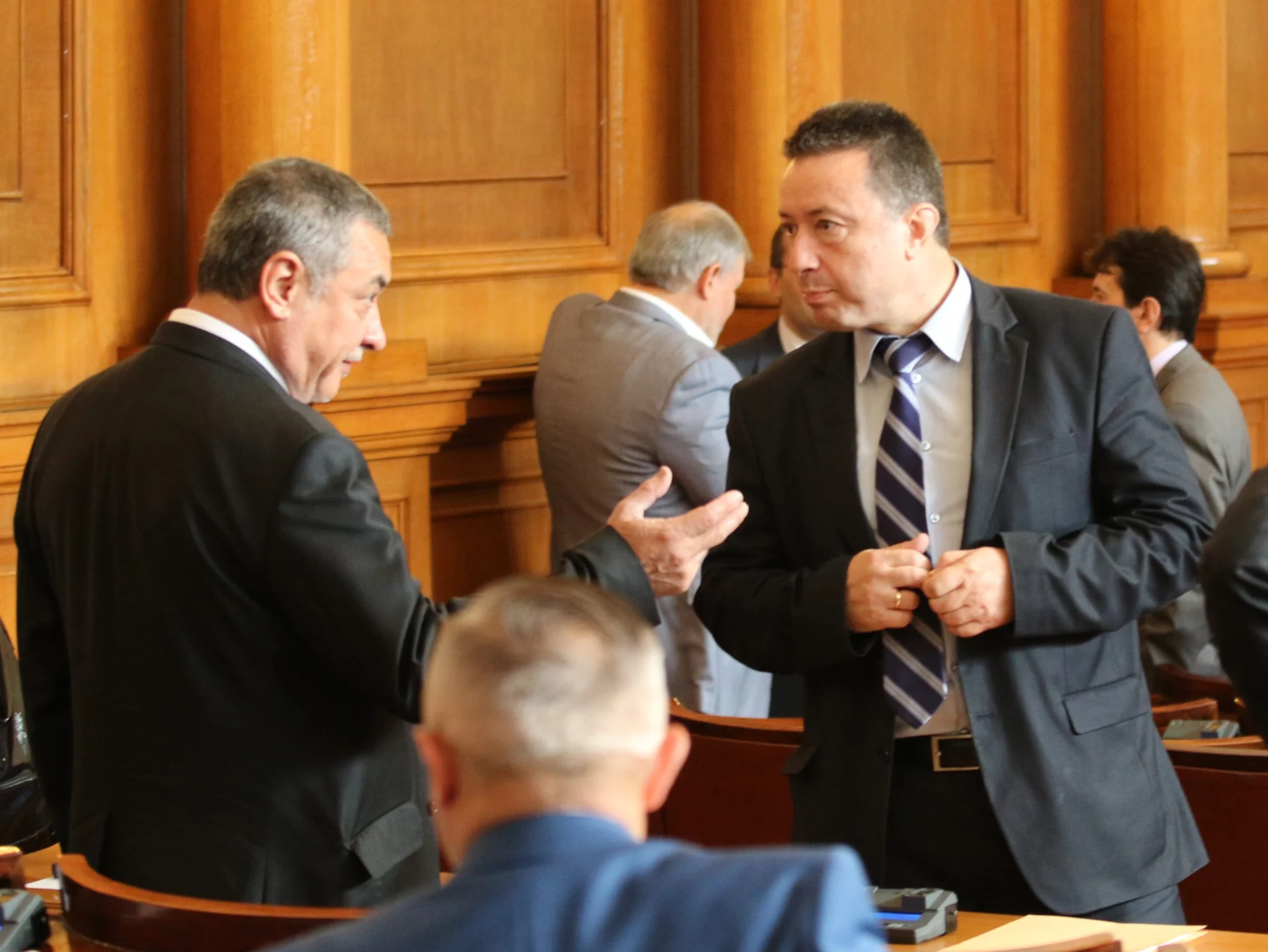 Парламент
