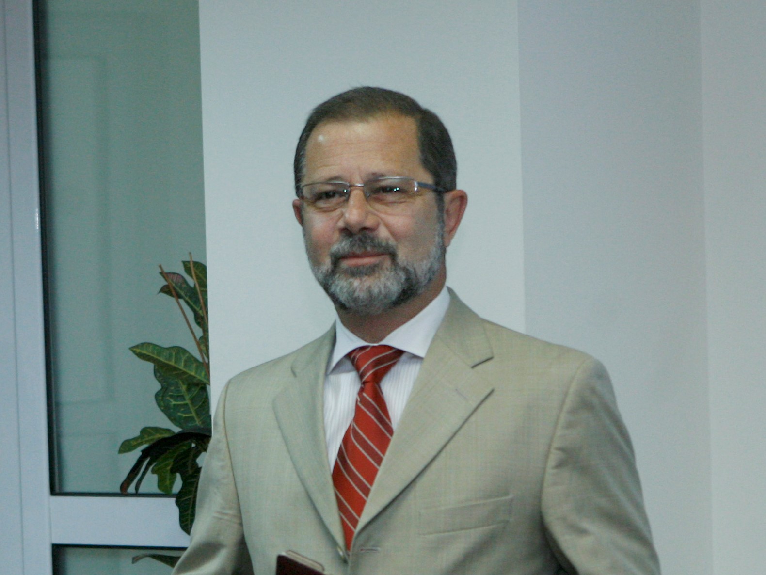 Сергей Цветарски