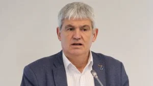 КНСБ обеща реакция, ако управляващите задължат държавните служители сами да плащат осигуровките си
