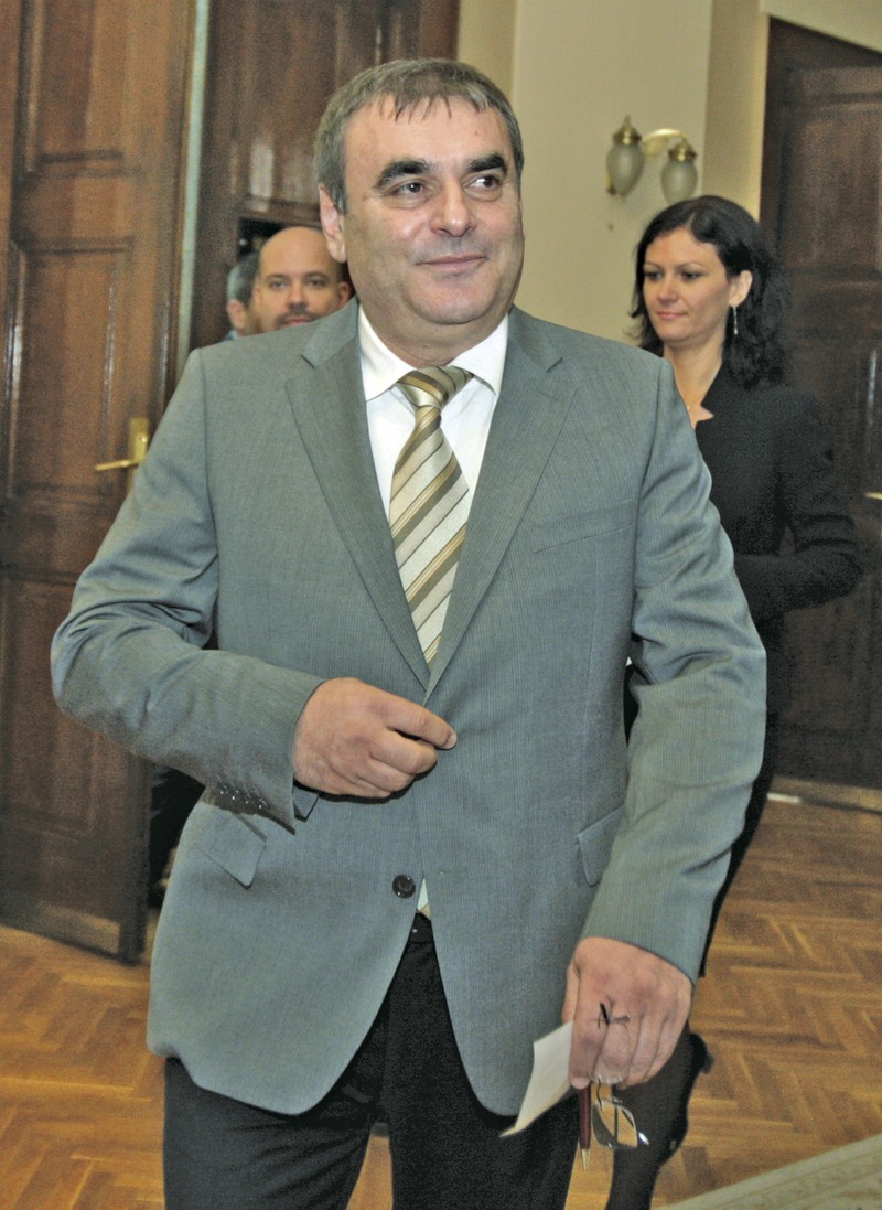 Данаил Папазов