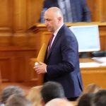 Парламент избор на управител на БНБ Любомир Каримански