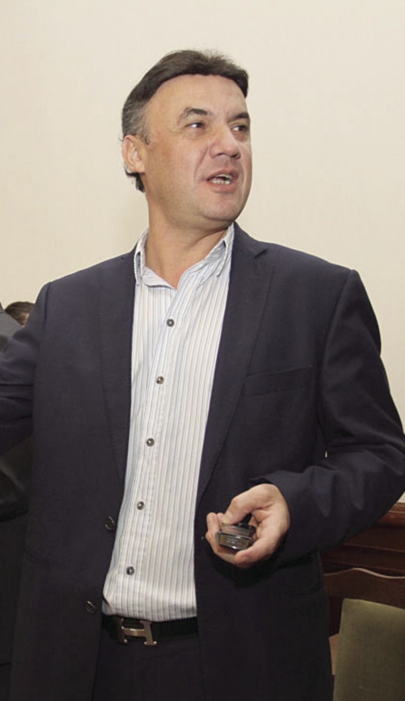 Борислав Михайлов