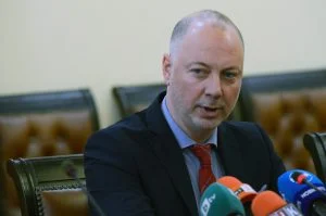 Росен Желязков е на мнение, че ротационни правителства вече не трябва да има