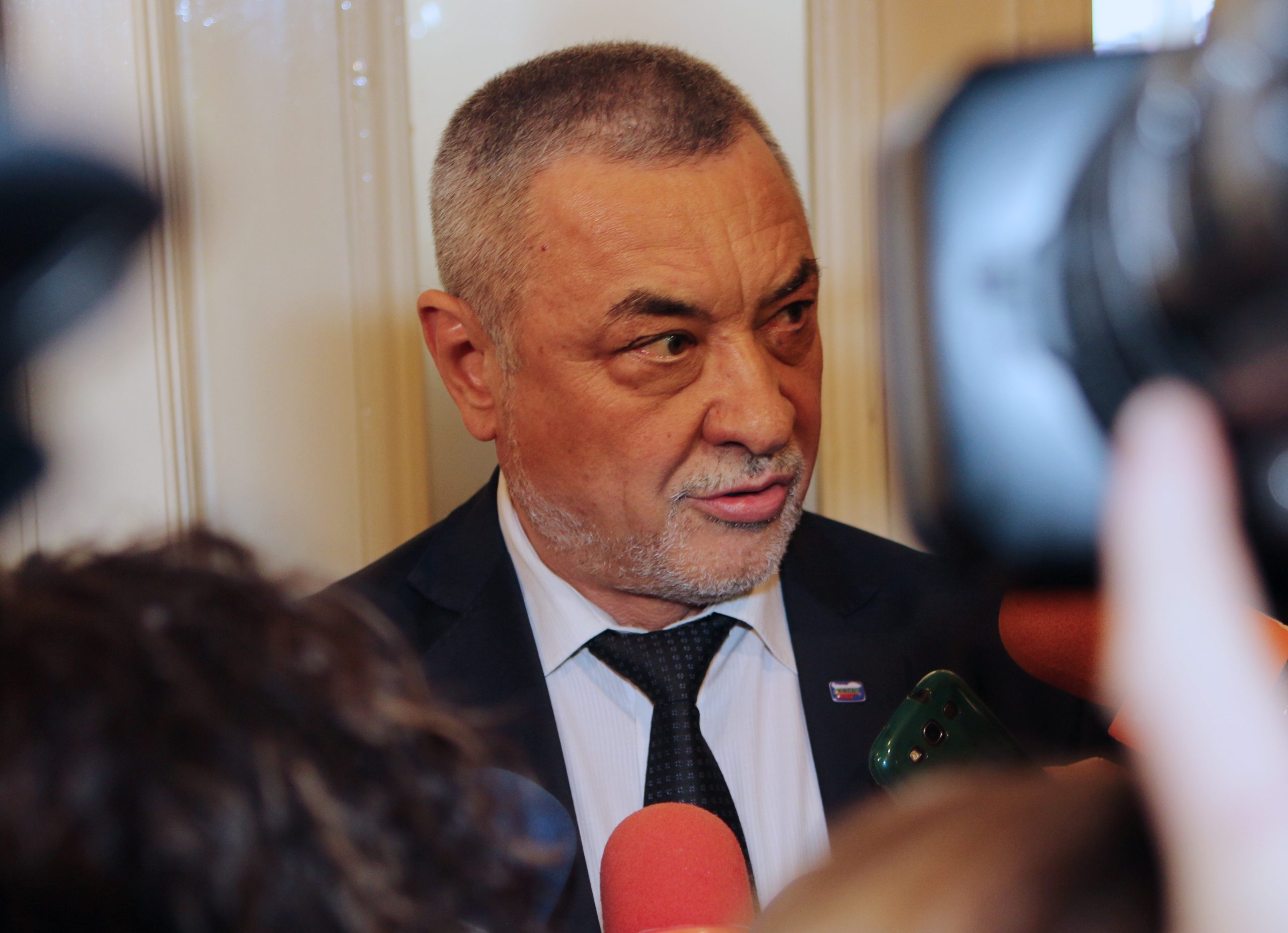 Парламент Валери Симеонов
