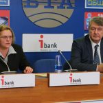 БТА Пресконференция Софийска стокова борса Антония Белопитова Васил Симов