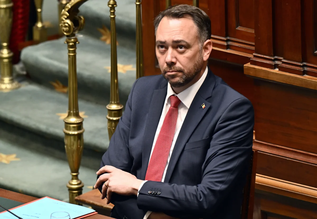 Белгийският външен министър разкритикува ФИФА за отмяната на наказанието на американски национал
