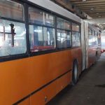 повредени автобуси