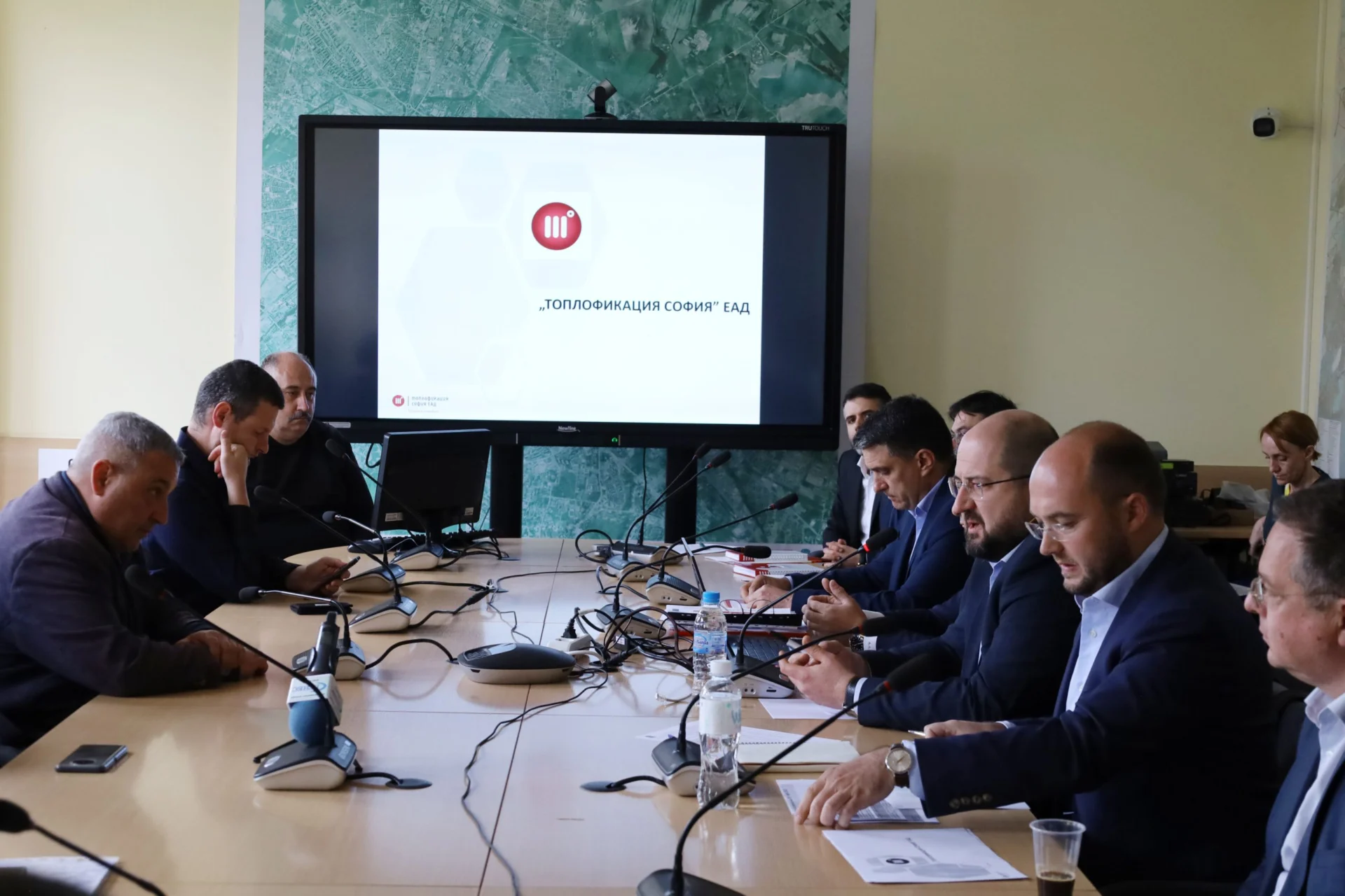 Ръководствата на “Топлофикация - София” ЕАД и "Столичен автотранспорт" бяха изслушани в комисия по инженерна инфраструктура