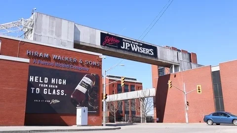 Pernod Ricard инвестира над 115 млн. канадски долара в дестилерията Hiram Walker 1 Pernod Ricard инвестира над 115 млн. канадски долара в дестилерията Hiram Walker