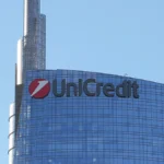 UniCredit отчете по-високи от очакваните печалба и приходи за третото тримесечие