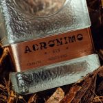 Как Acrónimo съчетава джин и сотол