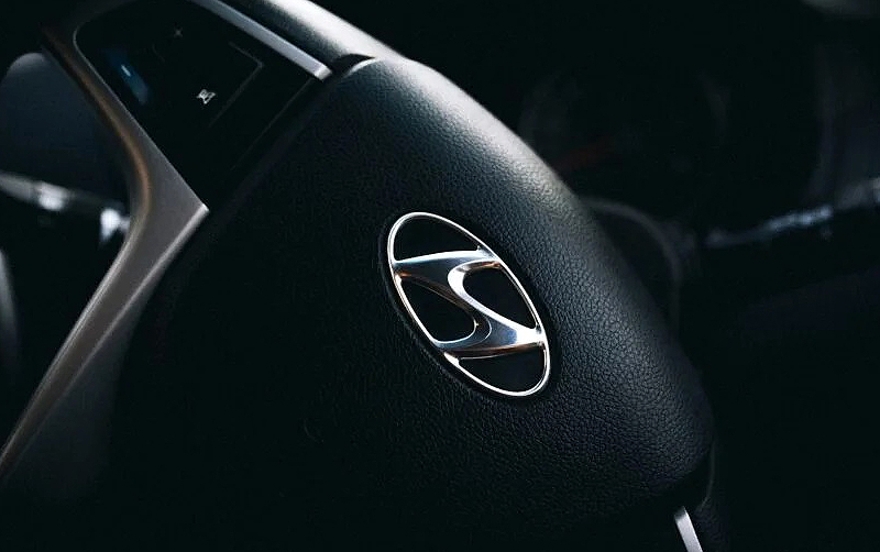 Hyundai и Kia изтеглят над 208 000 електромобила заради проблем с мощността