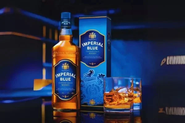 Pernod Ricard продава Imperial Blue на индийската Tilaknagar за 486 млн. долара