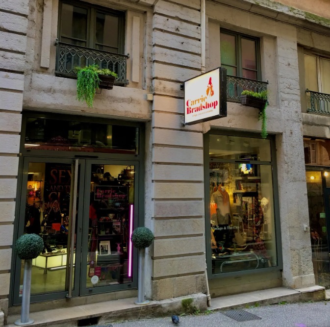 butikat carrie bradshop