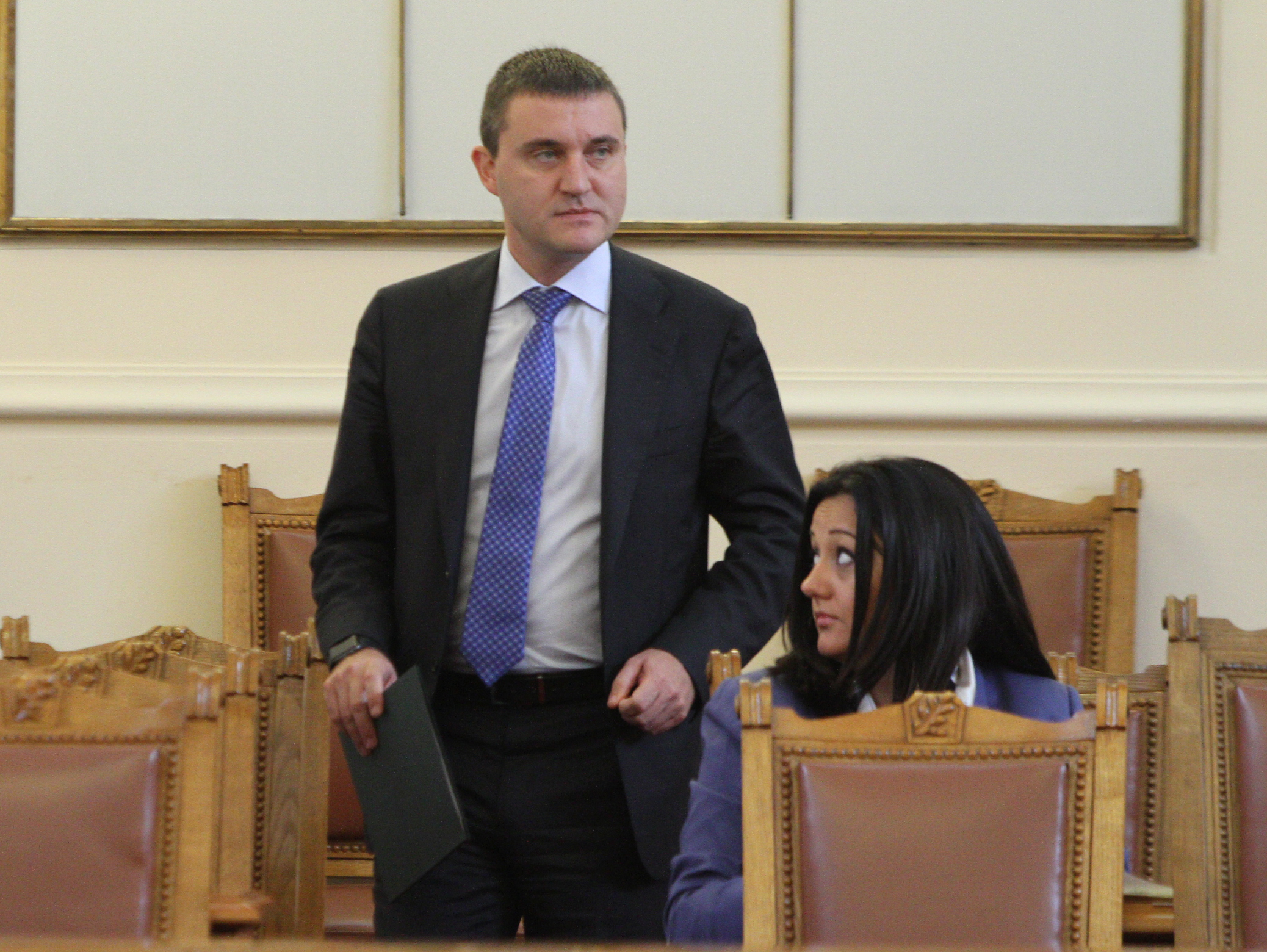 Парламент Владислав Горанов - министър на финансите Лиляна Павлова - министър на МРРБ