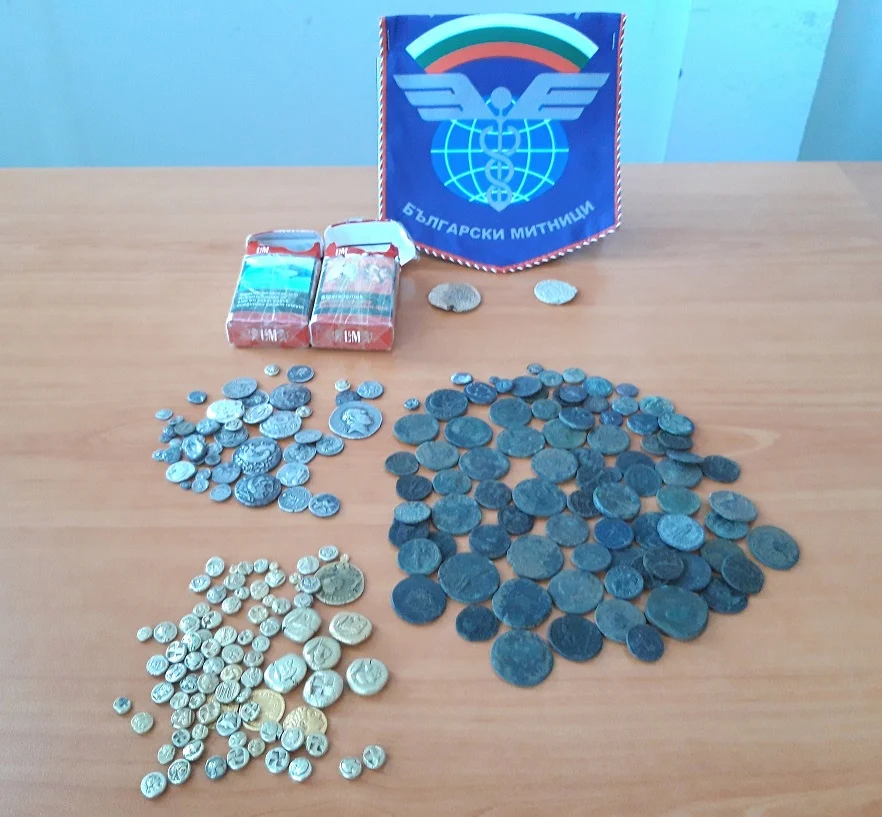 контрабанда антики