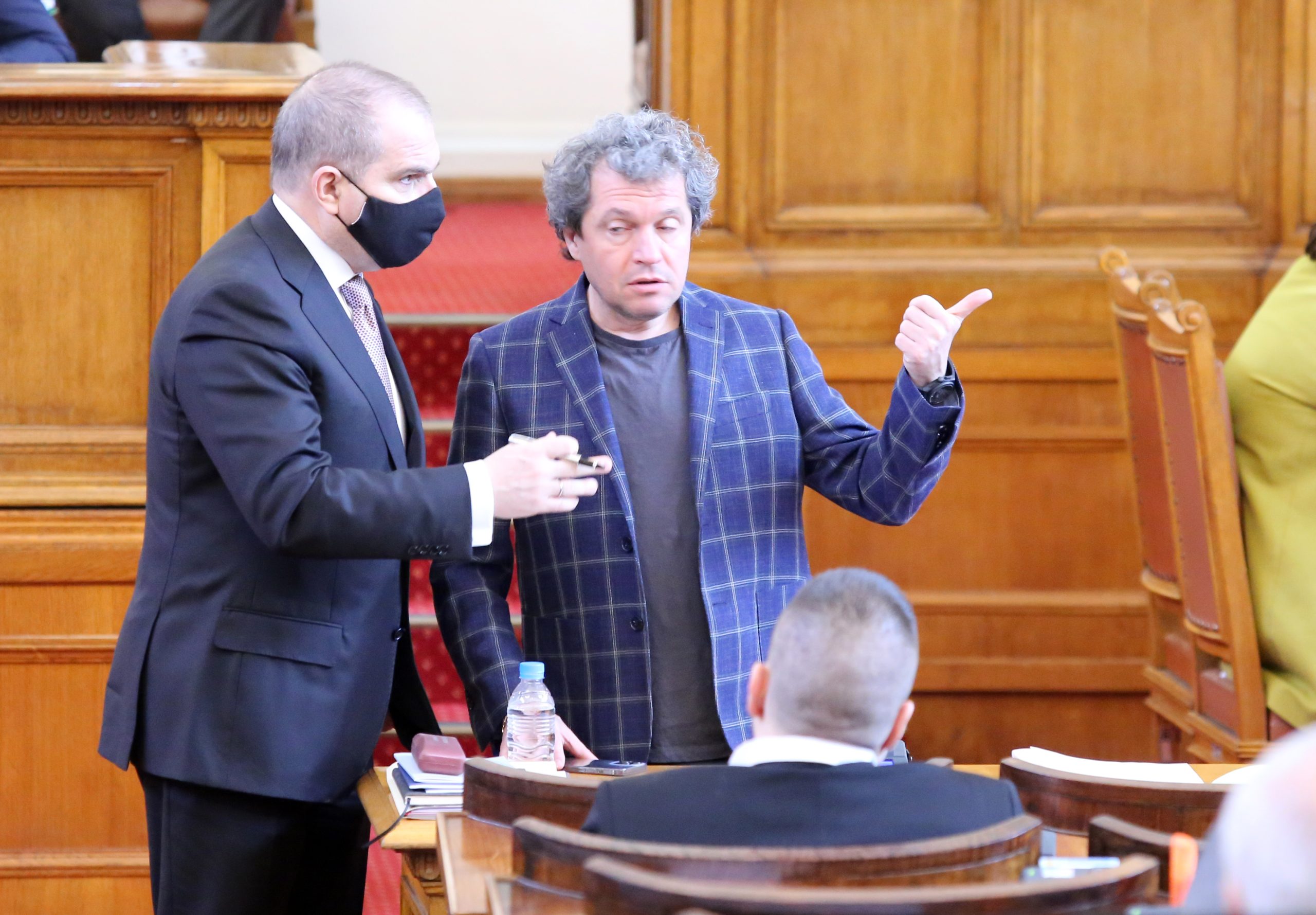 Парламент бюджет 2022 Гроздан Караджов