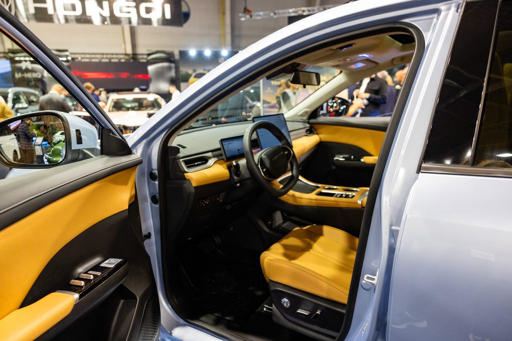 Премиера на Asia Motor Show: Чайна Мотор представи още два нови модела на DONGFENG 3 c0a0877