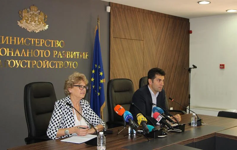 Виолета Комитова и Кирил Петков