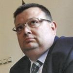 Сотир Цацаров взе да нервничи