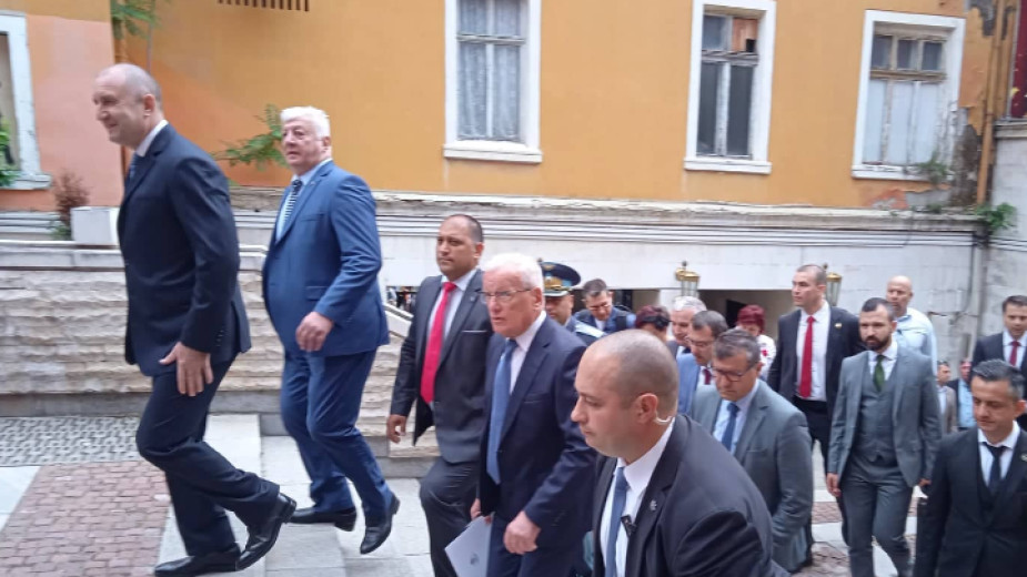 Румен Радев