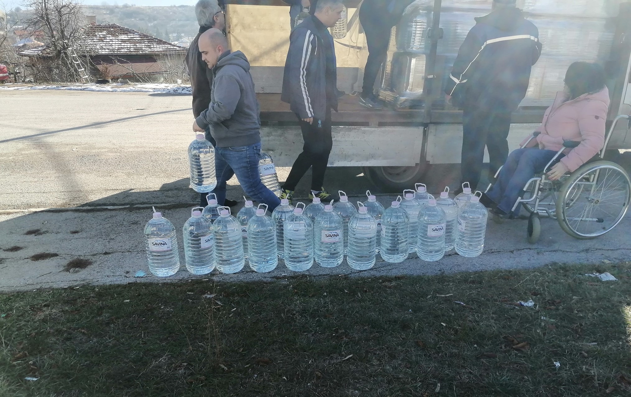 Мая Манолова