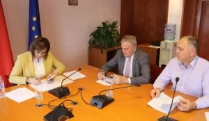 Корнелия Нинова Румен Петков Георги Кадиев