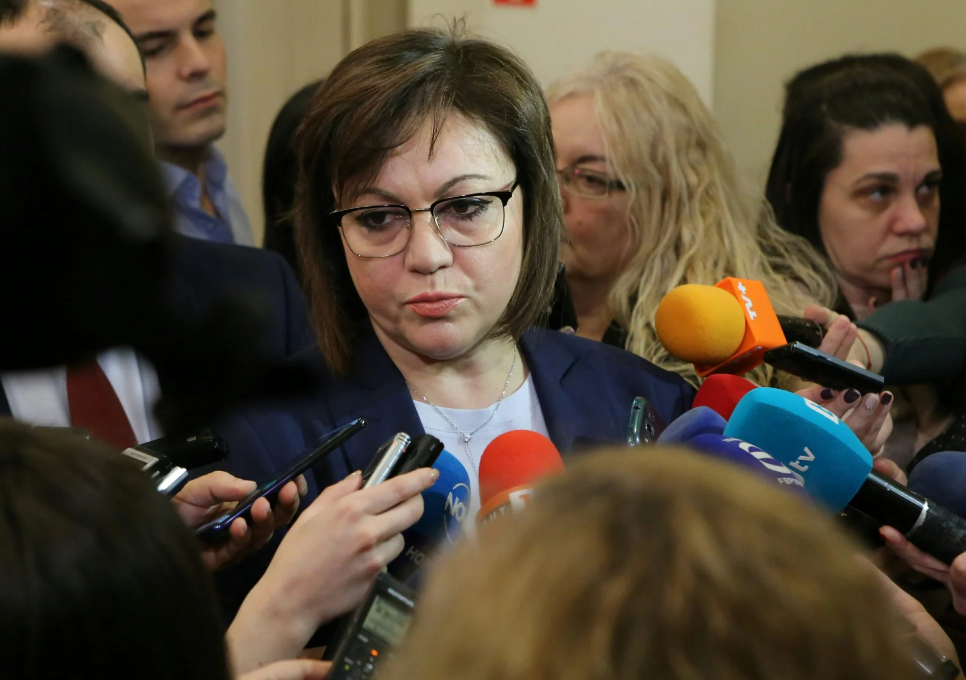 Парламент Корнелия Нинова