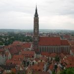 Старият град на Ландсхут с църквата Санкт Мартин