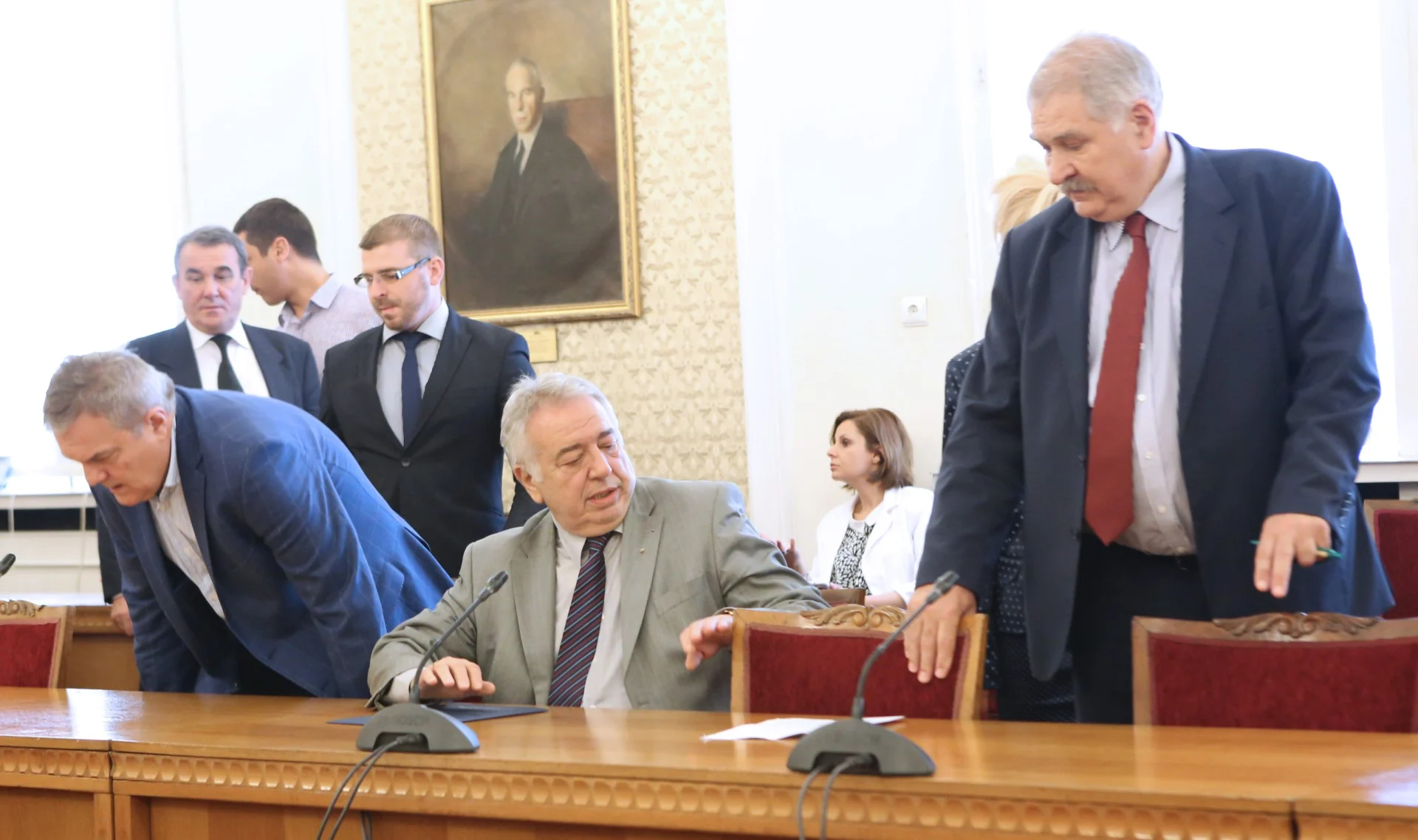 Парламент Пресконференция на АБВ