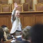Ахмед Доган се радва на нестихващ интерес в Народното събрание