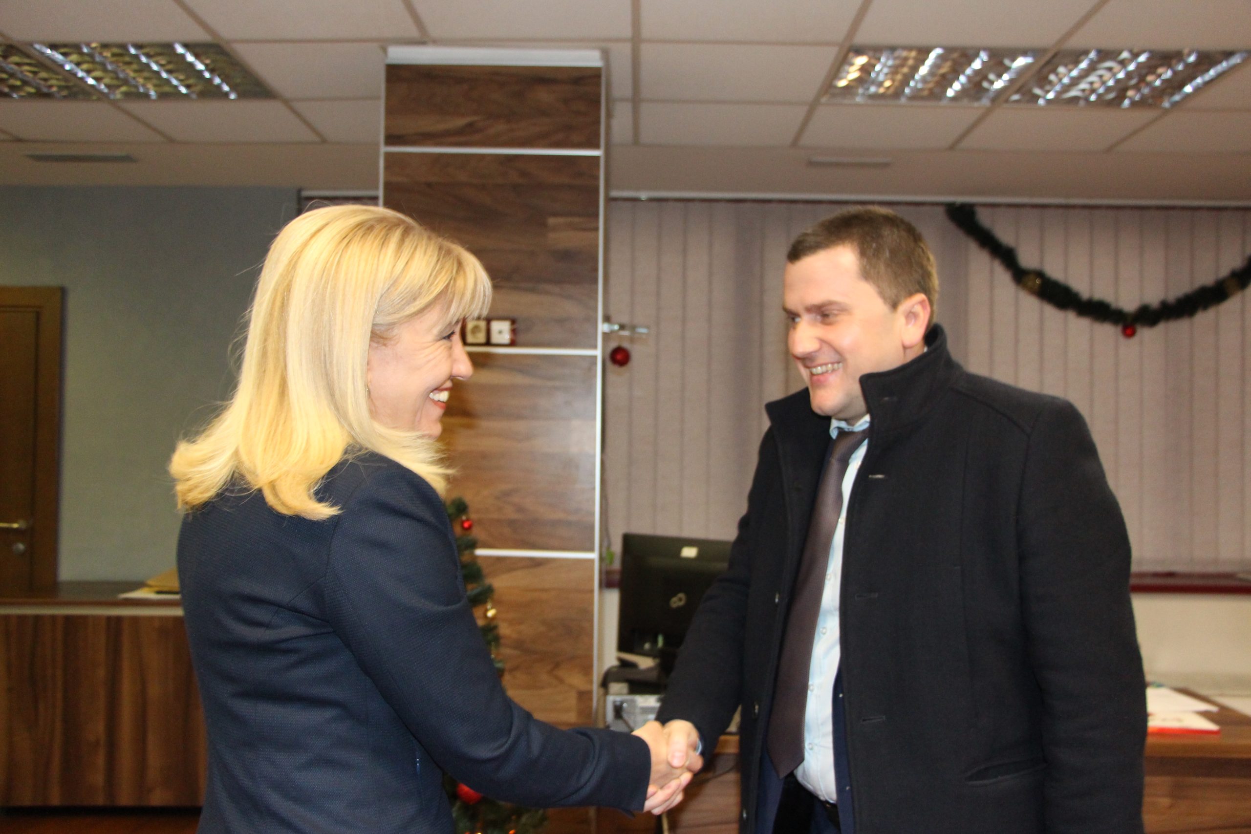 петя аврамова