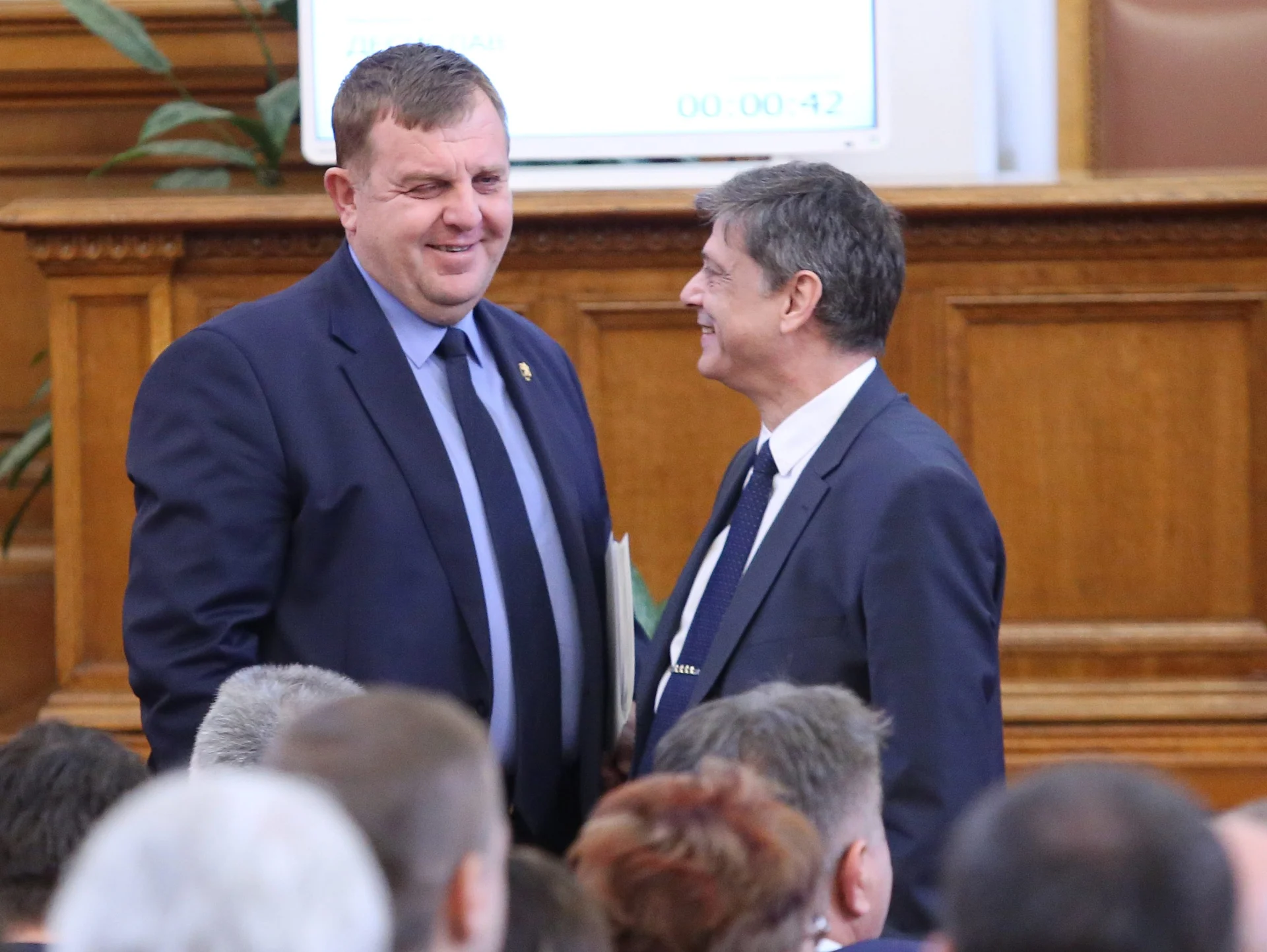 Парламент Красимир Каракачанов изслушване Константин Попов