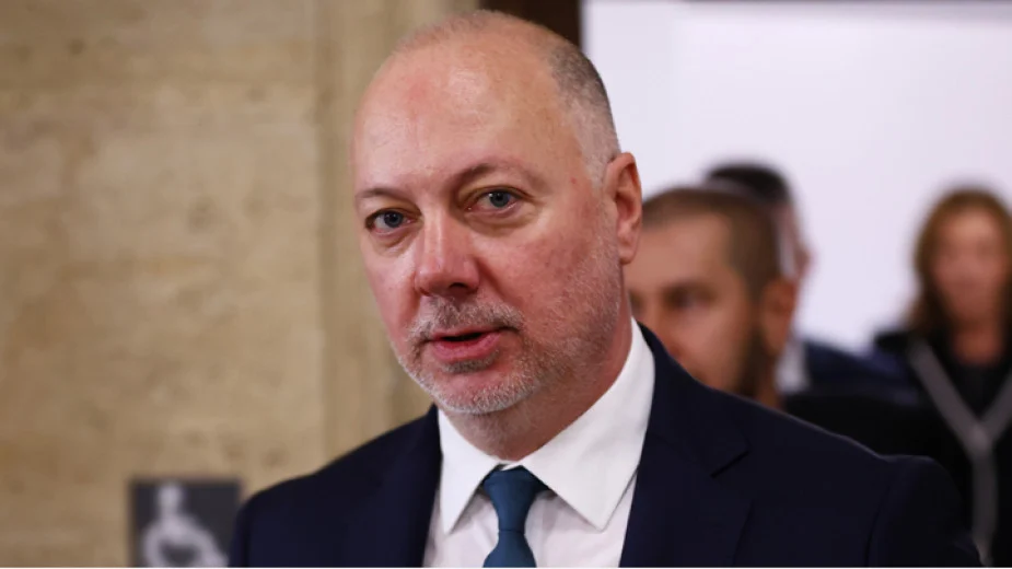 Спасихме средствата по Плана за възстановяване, чуждите инвестиции скочиха с 50%, похвали се Желязков