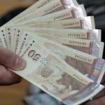 Минималната заплата става 1077 година от 1 януари 2025 година, реши правителството