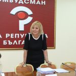 Мая Манолова омбудсман бързи кредити оплаквания