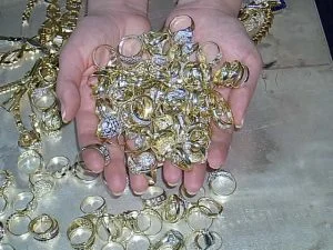 Конфискувани бижутазлатонакити