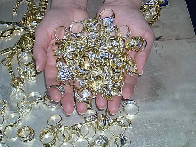 Конфискувани бижутазлатонакити