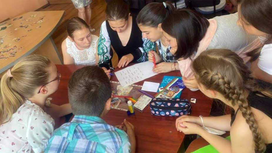 МОН пита за добри практики срещу агресията в училище