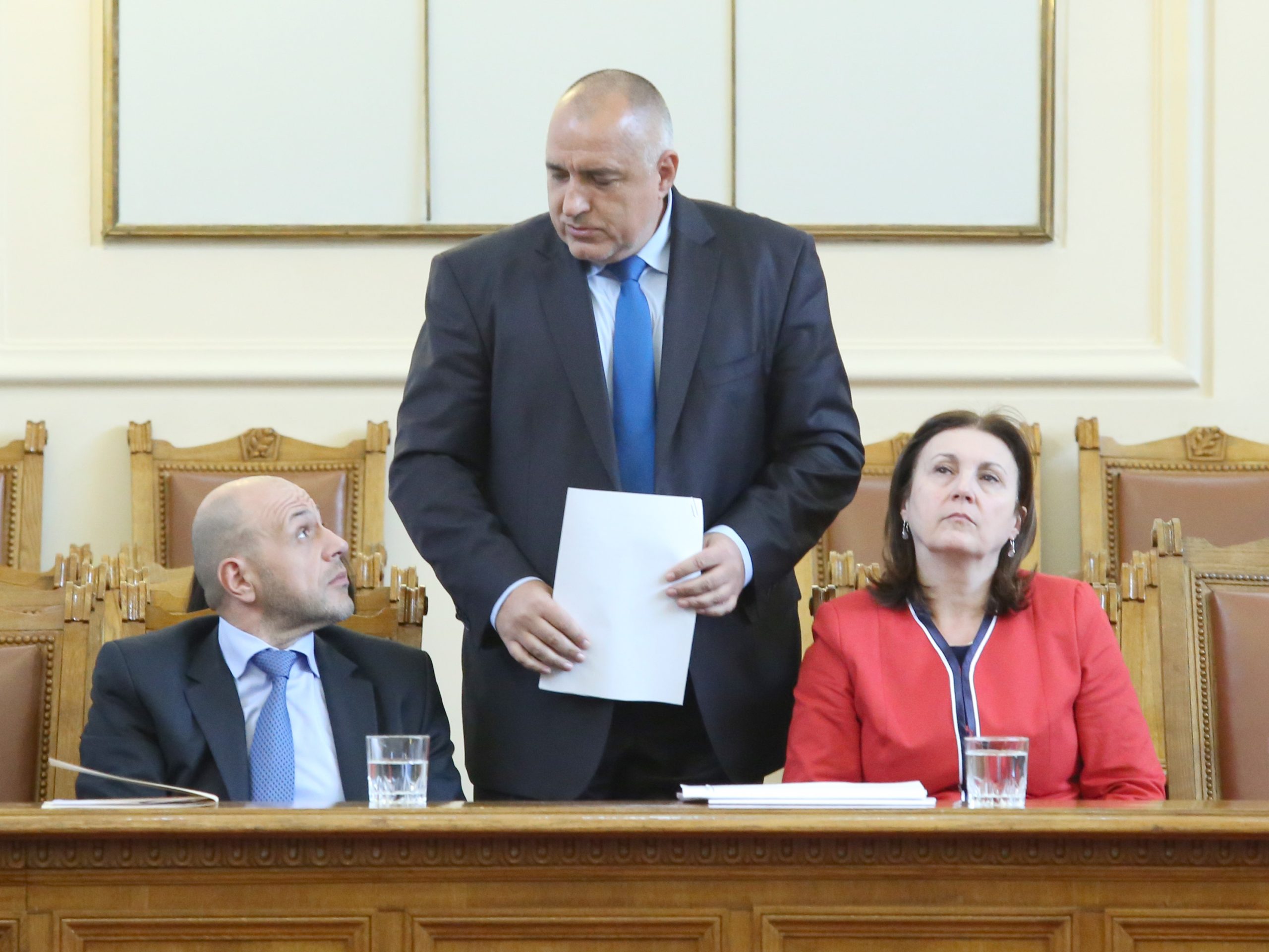 Парламент блиц контрол Бойко Борисов Румяна Бъчварова Томислав Дончев