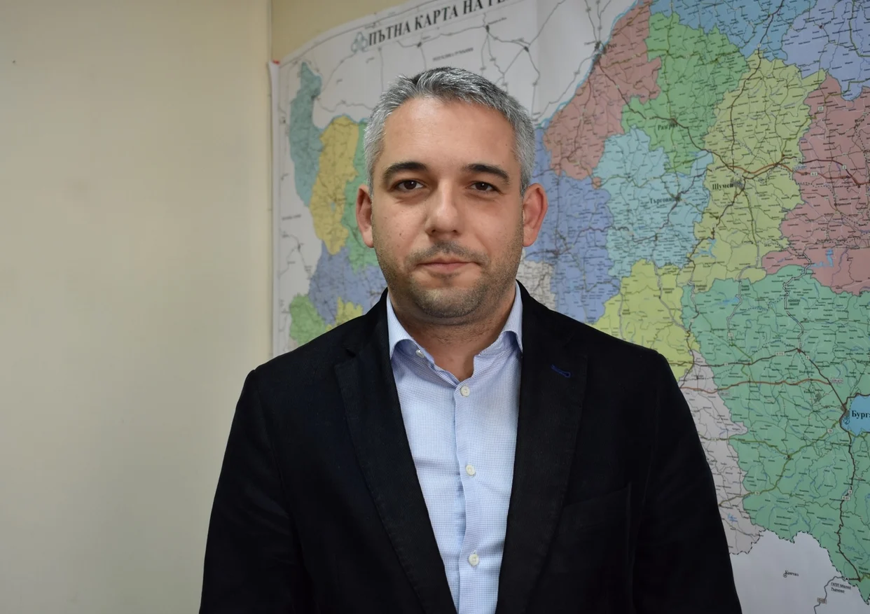 Антон Антонов - ТОЛ управление - АПИ