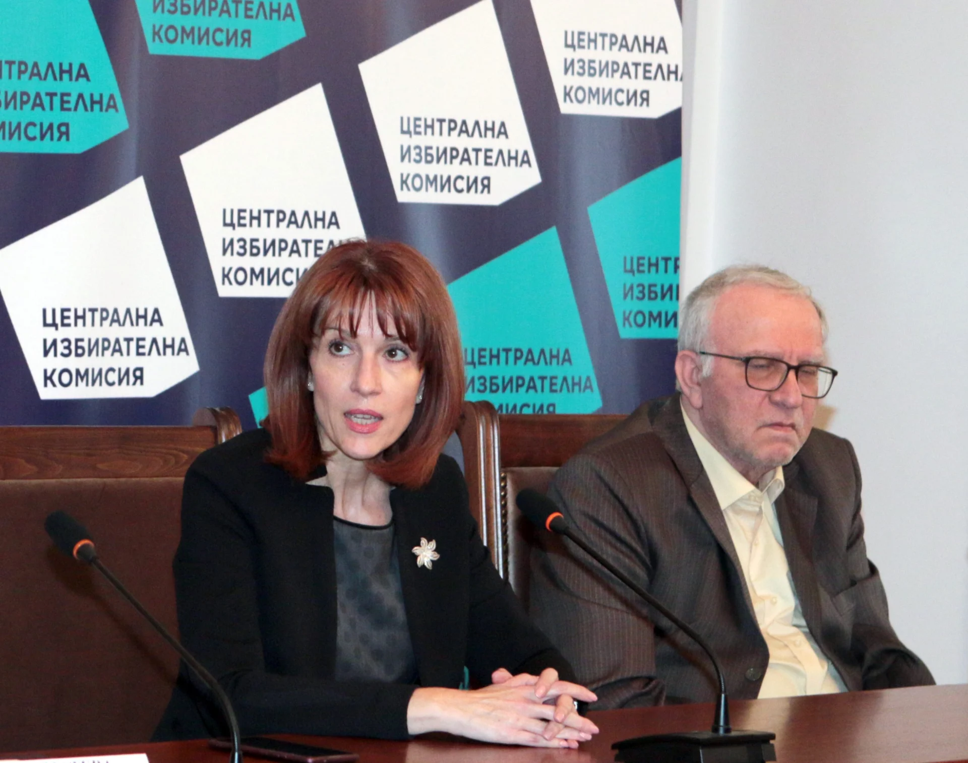 ЦИК Камелия Нейкова, Цветозар Томов