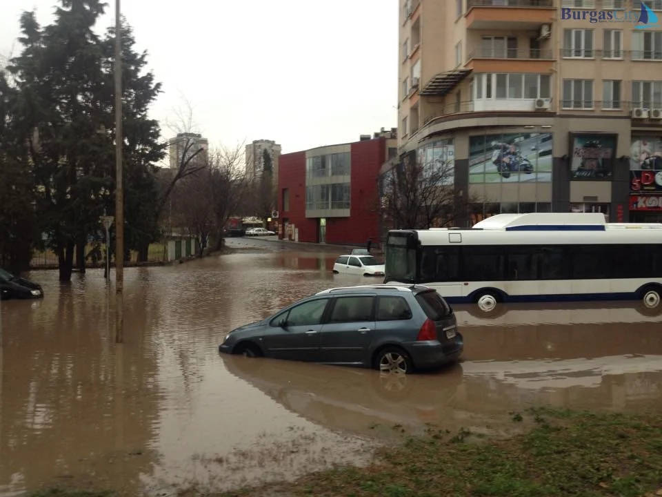 Наводнение в Бургас