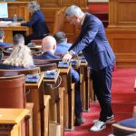Парламент Андрей Гюров