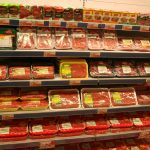 19% от българите не могат да си позволят месо или риба през ден