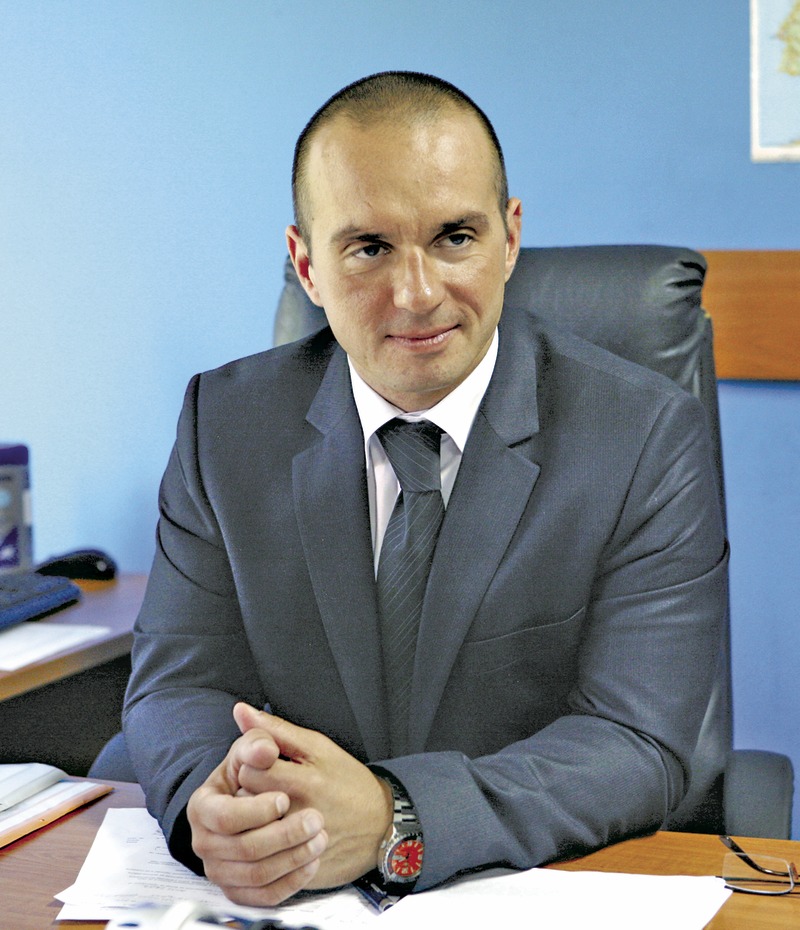 Росен Николов