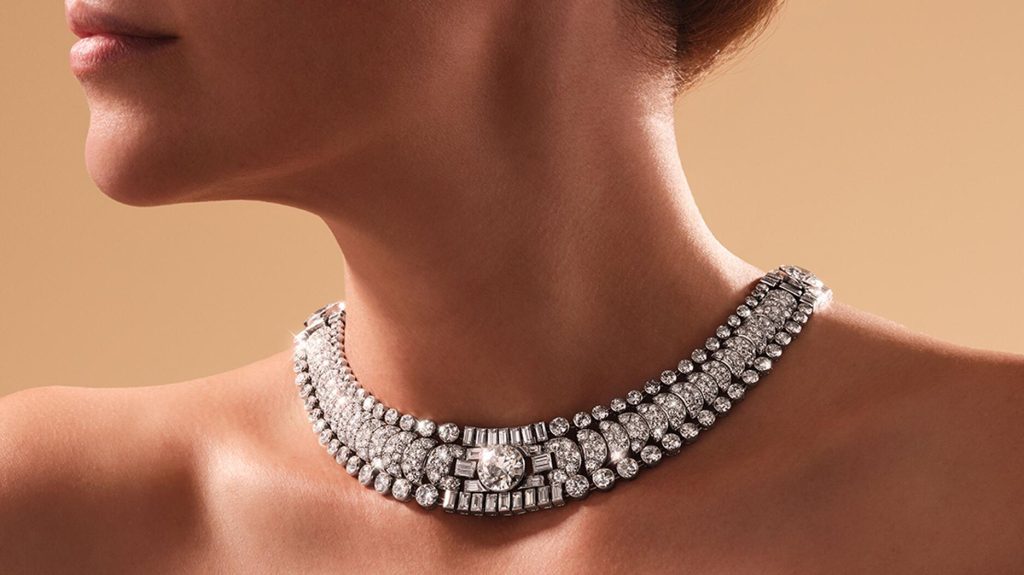 Колие Van Cleef & Arpels от 1929 г. е продадено за 3,6 млн. долара