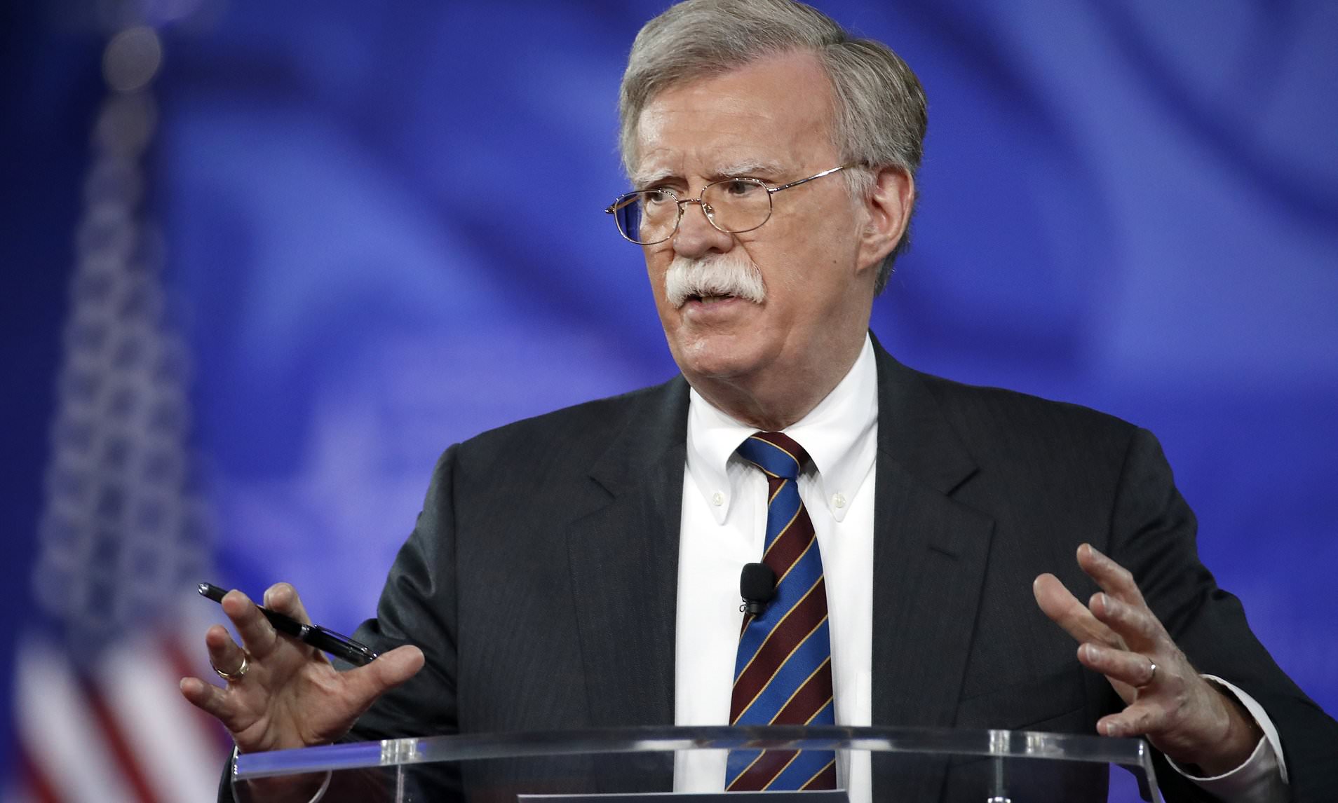 джон болтън